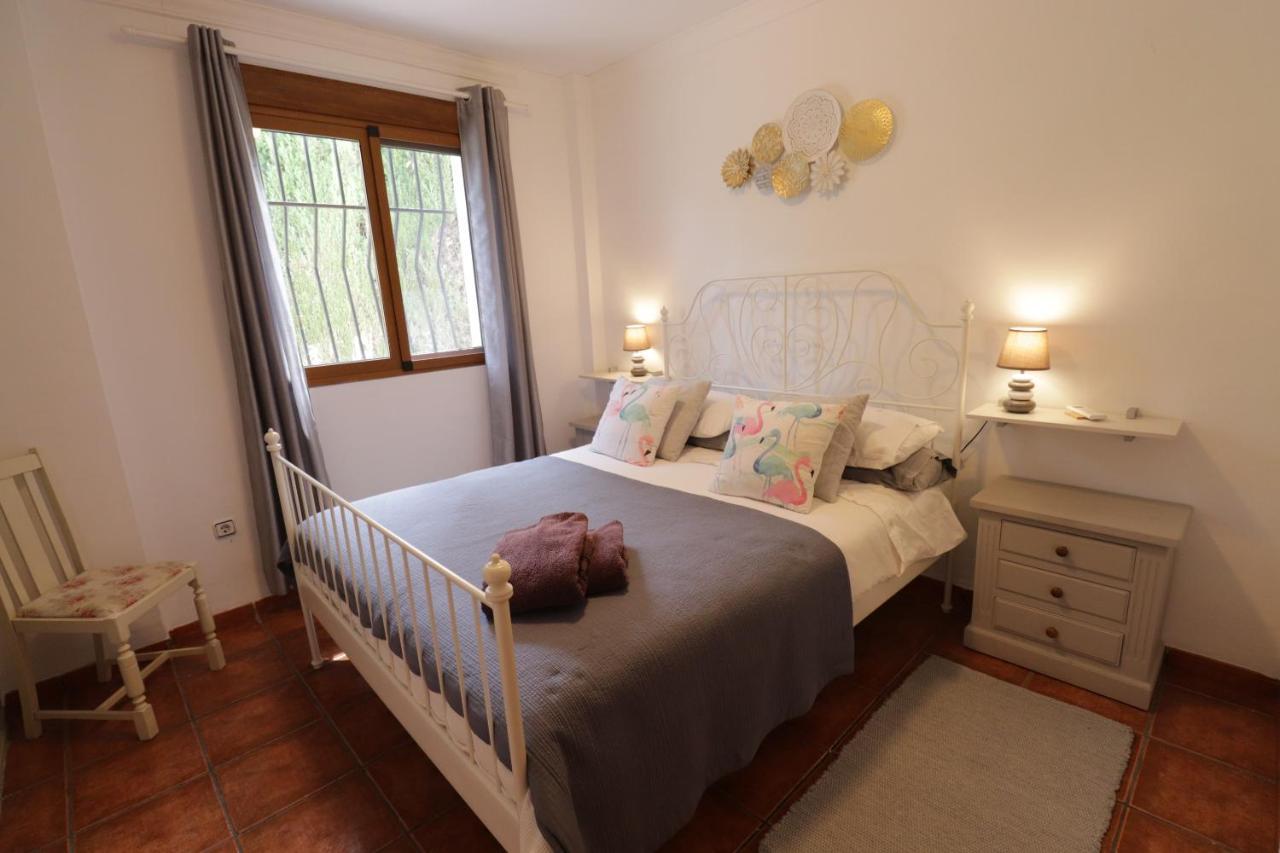 Wonderful Villa, Heated Pool, Near Beautiful Town Alboy 외부 사진