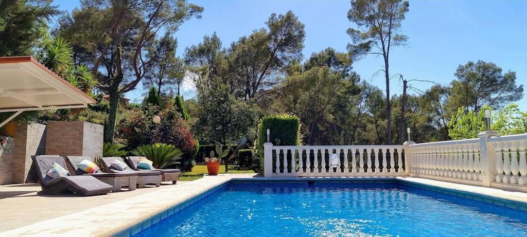 Wonderful Villa, Heated Pool, Near Beautiful Town Alboy 외부 사진
