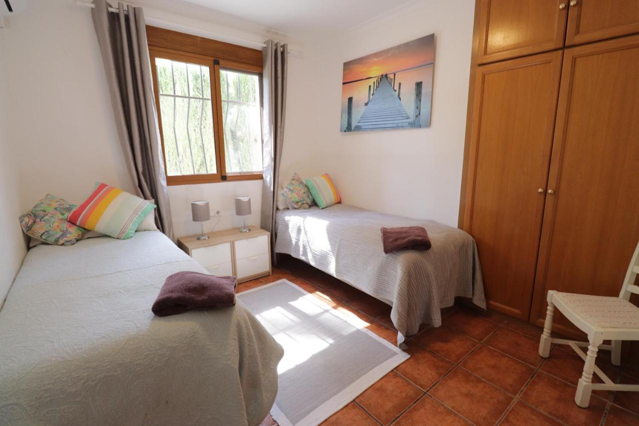 Wonderful Villa, Heated Pool, Near Beautiful Town Alboy 외부 사진