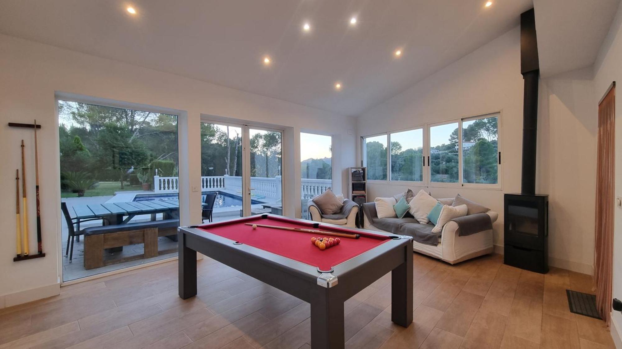 Wonderful Villa, Heated Pool, Near Beautiful Town Alboy 외부 사진