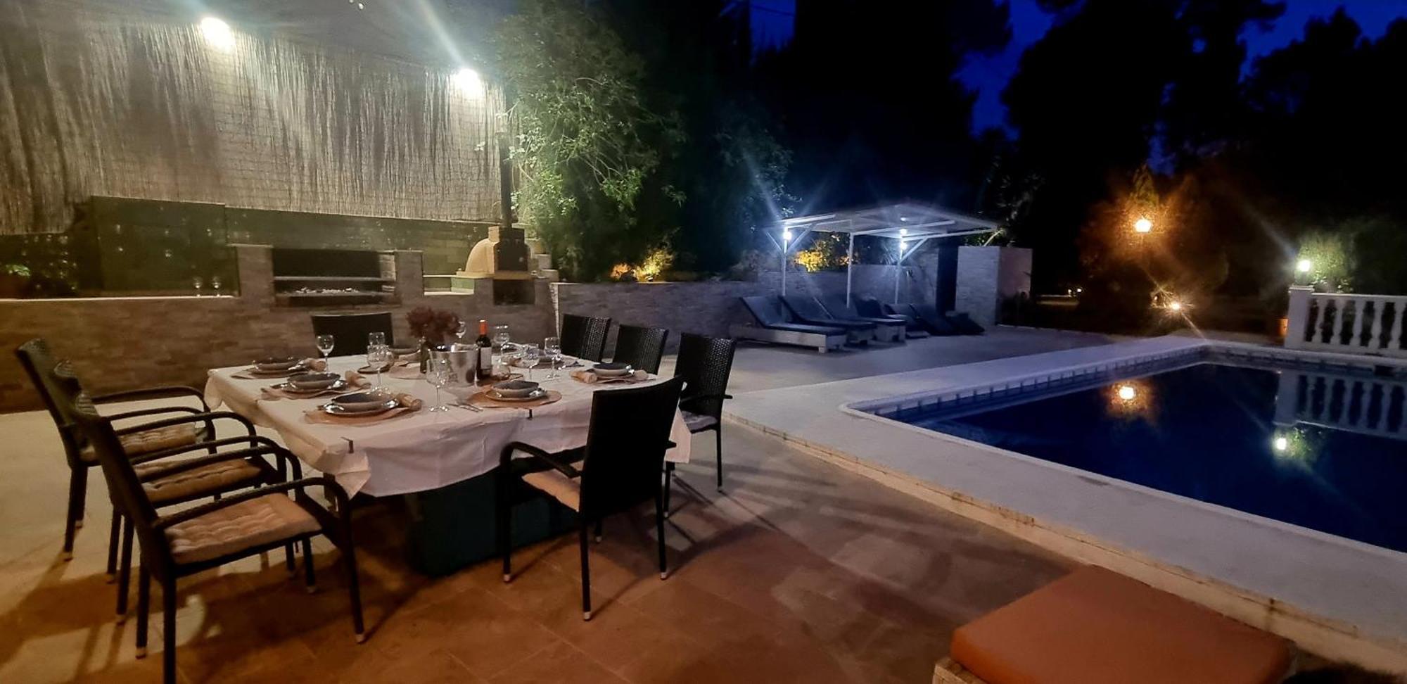 Wonderful Villa, Heated Pool, Near Beautiful Town Alboy 외부 사진